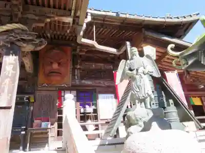 高尾山薬王院の像