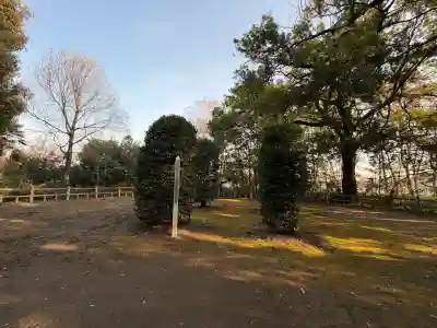 氷川女體神社の{uncategorized: "未分類", other: "その他", undefined: "問題あり", building: "その他建物", grave: "お墓", sacred_gate: "鳥居", guardian: "狛犬", statue: "像", buddha: "仏像", history: "歴史", nature: "自然", garden: "庭園", animal: "動物", pagoda: "塔", temizu: "手水舎", mountain_gate: "山門・神門", sanctuary: "本殿・本堂", subordinate: "末社・摂社", art: "芸術", scenery: "景色", jizo: "地蔵", ema: "絵馬", goshuin: "御朱印", omikuji: "おみくじ", items: "授与品その他", amulet: "お守り", goshuincho: "御朱印帳", eats: "食事", festival: "お祭り", votive_dance: "神楽", shichigosan: "七五三参", wedding: "結婚式", experience: "体験その他", initially: "初詣", around: "周辺", anti_infection: "感染症対策"}