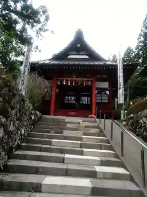 妙石坊の本殿・本堂