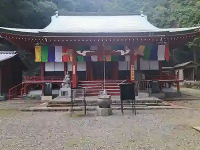 霊山寺の本殿・本堂