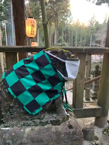 日光大室高龗神社の狛犬