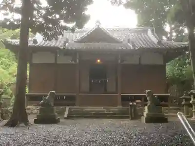 若宮八幡宮の本殿・本堂