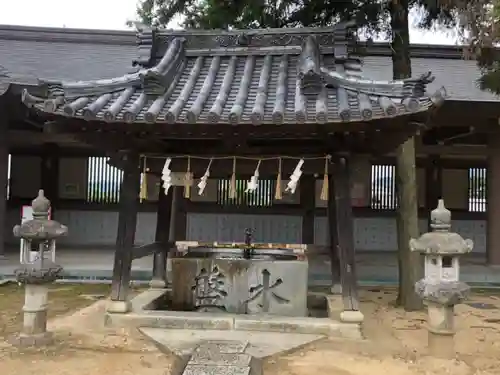 日岡神社の手水舎
