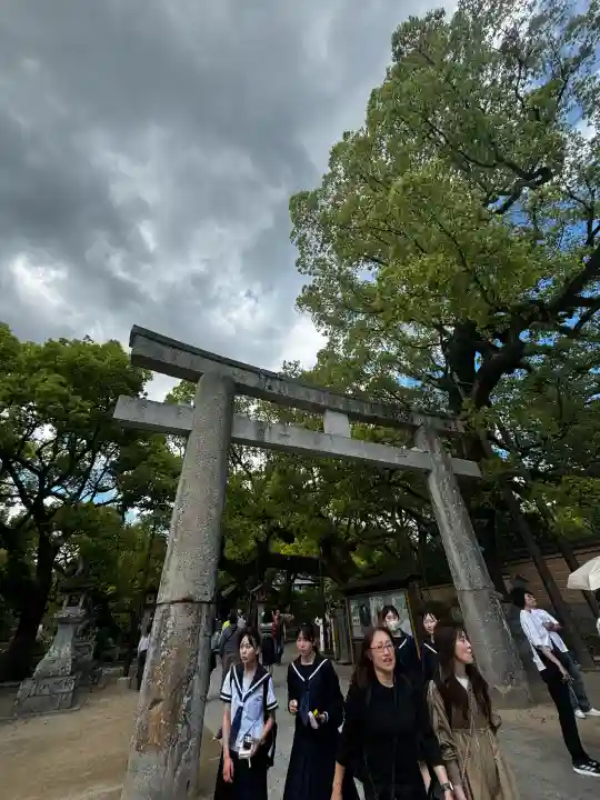 太宰府天満宮の{uncategorized: "未分類", other: "その他", undefined: "問題あり", building: "その他建物", grave: "お墓", sacred_gate: "鳥居", guardian: "狛犬", statue: "像", buddha: "仏像", history: "歴史", nature: "自然", garden: "庭園", animal: "動物", pagoda: "塔", temizu: "手水舎", mountain_gate: "山門・神門", sanctuary: "本殿・本堂", subordinate: "末社・摂社", art: "芸術", scenery: "景色", jizo: "地蔵", ema: "絵馬", goshuin: "御朱印", omikuji: "おみくじ", items: "授与品その他", amulet: "お守り", goshuincho: "御朱印帳", eats: "食事", festival: "お祭り", votive_dance: "神楽", shichigosan: "七五三参", wedding: "結婚式", experience: "体験その他", initially: "初詣", around: "周辺", anti_infection: "感染症対策"}