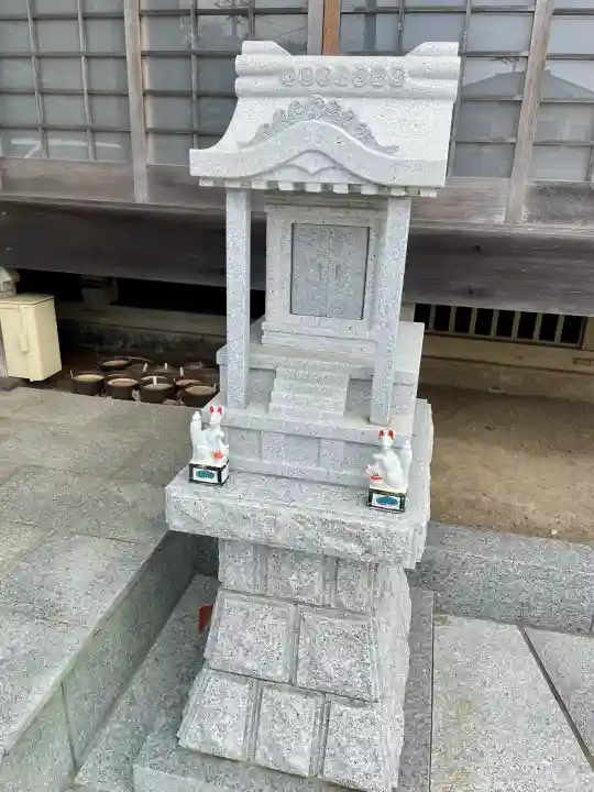 妙典寺の{uncategorized: "未分類", other: "その他", undefined: "問題あり", building: "その他建物", grave: "お墓", sacred_gate: "鳥居", guardian: "狛犬", statue: "像", buddha: "仏像", history: "歴史", nature: "自然", garden: "庭園", animal: "動物", pagoda: "塔", temizu: "手水舎", mountain_gate: "山門・神門", sanctuary: "本殿・本堂", subordinate: "末社・摂社", art: "芸術", scenery: "景色", jizo: "地蔵", ema: "絵馬", goshuin: "御朱印", omikuji: "おみくじ", items: "授与品その他", amulet: "お守り", goshuincho: "御朱印帳", eats: "食事", festival: "お祭り", votive_dance: "神楽", shichigosan: "七五三参", wedding: "結婚式", experience: "体験その他", initially: "初詣", around: "周辺", anti_infection: "感染症対策"}