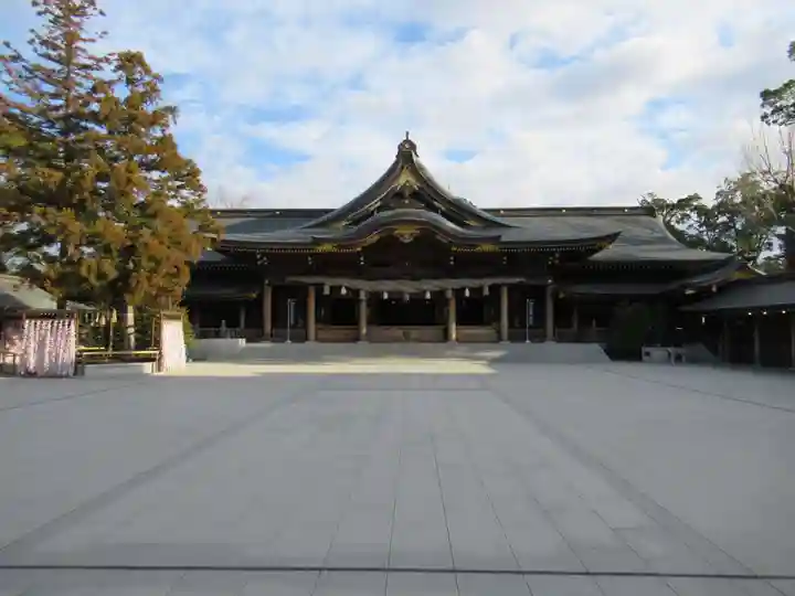 寒川神社の本殿・本堂