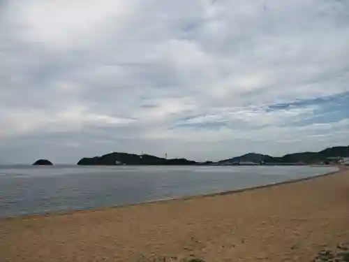 石清水神社の周辺