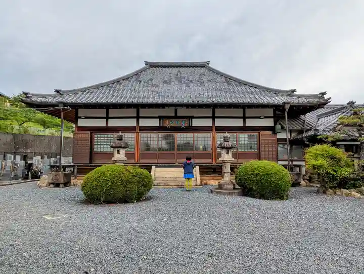 林昌寺の本殿・本堂