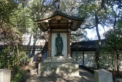 湊川神社の像