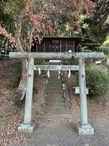 長房日光神社の鳥居