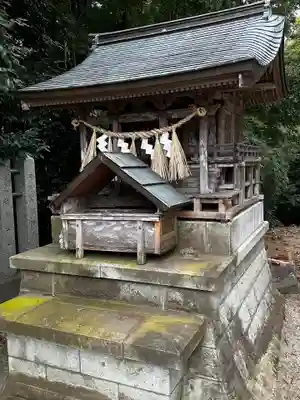 館腰神社の末社・摂社