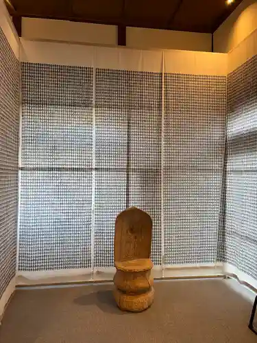 定山寺の本殿・本堂