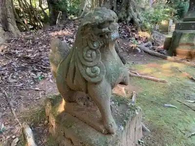 八幡神社の狛犬