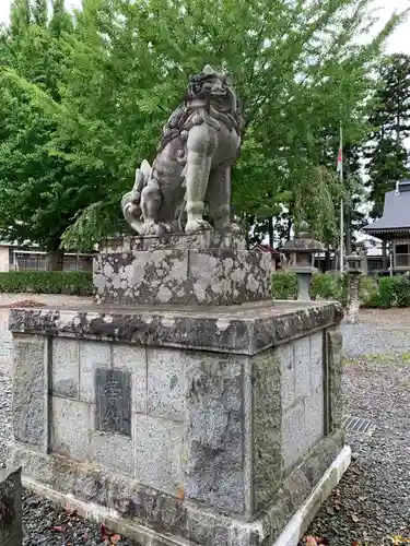 白山神社の狛犬