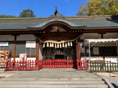 新羅神社の本殿・本堂