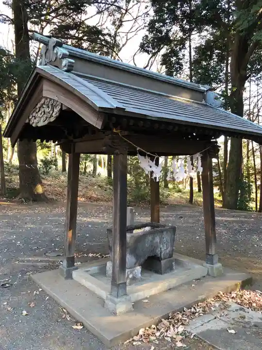 神明神社の手水舎
