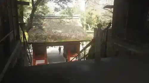 吉備津神社の山門