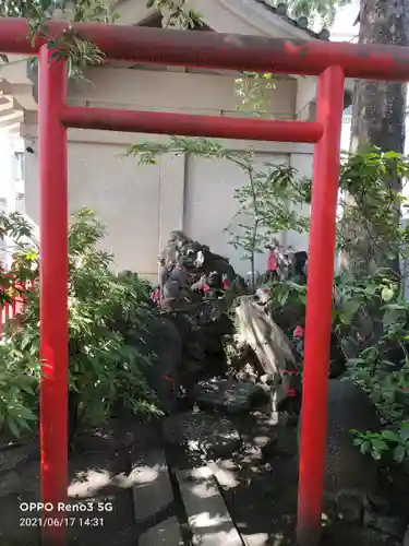 下谷神社の鳥居