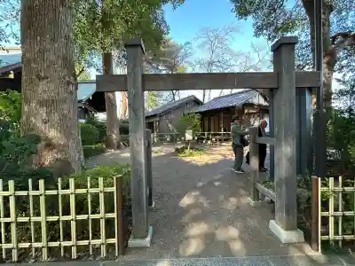 松陰神社の{uncategorized: "未分類", other: "その他", undefined: "問題あり", building: "その他建物", grave: "お墓", sacred_gate: "鳥居", guardian: "狛犬", statue: "像", buddha: "仏像", history: "歴史", nature: "自然", garden: "庭園", animal: "動物", pagoda: "塔", temizu: "手水舎", mountain_gate: "山門・神門", sanctuary: "本殿・本堂", subordinate: "末社・摂社", art: "芸術", scenery: "景色", jizo: "地蔵", ema: "絵馬", goshuin: "御朱印", omikuji: "おみくじ", items: "授与品その他", amulet: "お守り", goshuincho: "御朱印帳", eats: "食事", festival: "お祭り", votive_dance: "神楽", shichigosan: "七五三参", wedding: "結婚式", experience: "体験その他", initially: "初詣", around: "周辺", anti_infection: "感染症対策"}