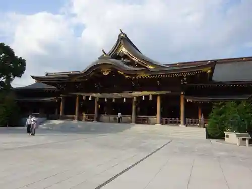 寒川神社の本殿・本堂