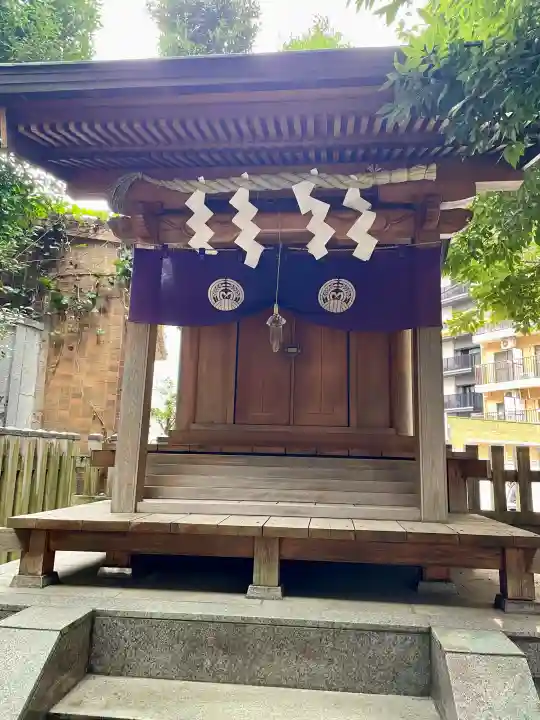 境稲荷神社の{uncategorized: "未分類", other: "その他", undefined: "問題あり", building: "その他建物", grave: "お墓", sacred_gate: "鳥居", guardian: "狛犬", statue: "像", buddha: "仏像", history: "歴史", nature: "自然", garden: "庭園", animal: "動物", pagoda: "塔", temizu: "手水舎", mountain_gate: "山門・神門", sanctuary: "本殿・本堂", subordinate: "末社・摂社", art: "芸術", scenery: "景色", jizo: "地蔵", ema: "絵馬", goshuin: "御朱印", omikuji: "おみくじ", items: "授与品その他", amulet: "お守り", goshuincho: "御朱印帳", eats: "食事", festival: "お祭り", votive_dance: "神楽", shichigosan: "七五三参", wedding: "結婚式", experience: "体験その他", initially: "初詣", around: "周辺", anti_infection: "感染症対策"}