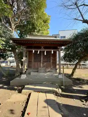 三王三柱神社の{uncategorized: "未分類", other: "その他", undefined: "問題あり", building: "その他建物", grave: "お墓", sacred_gate: "鳥居", guardian: "狛犬", statue: "像", buddha: "仏像", history: "歴史", nature: "自然", garden: "庭園", animal: "動物", pagoda: "塔", temizu: "手水舎", mountain_gate: "山門・神門", sanctuary: "本殿・本堂", subordinate: "末社・摂社", art: "芸術", scenery: "景色", jizo: "地蔵", ema: "絵馬", goshuin: "御朱印", omikuji: "おみくじ", items: "授与品その他", amulet: "お守り", goshuincho: "御朱印帳", eats: "食事", festival: "お祭り", votive_dance: "神楽", shichigosan: "七五三参", wedding: "結婚式", experience: "体験その他", initially: "初詣", around: "周辺", anti_infection: "感染症対策"}