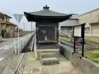 南川船着地蔵尊の{uncategorized: "未分類", other: "その他", undefined: "問題あり", building: "その他建物", grave: "お墓", sacred_gate: "鳥居", guardian: "狛犬", statue: "像", buddha: "仏像", history: "歴史", nature: "自然", garden: "庭園", animal: "動物", pagoda: "塔", temizu: "手水舎", mountain_gate: "山門・神門", sanctuary: "本殿・本堂", subordinate: "末社・摂社", art: "芸術", scenery: "景色", jizo: "地蔵", ema: "絵馬", goshuin: "御朱印", omikuji: "おみくじ", items: "授与品その他", amulet: "お守り", goshuincho: "御朱印帳", eats: "食事", festival: "お祭り", votive_dance: "神楽", shichigosan: "七五三参", wedding: "結婚式", experience: "体験その他", initially: "初詣", around: "周辺", anti_infection: "感染症対策"}