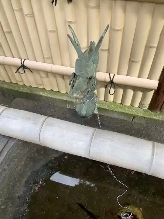 荘厳寺の手水舎