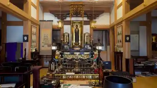 西善院の{uncategorized: "未分類", other: "その他", undefined: "問題あり", building: "その他建物", grave: "お墓", sacred_gate: "鳥居", guardian: "狛犬", statue: "像", buddha: "仏像", history: "歴史", nature: "自然", garden: "庭園", animal: "動物", pagoda: "塔", temizu: "手水舎", mountain_gate: "山門・神門", sanctuary: "本殿・本堂", subordinate: "末社・摂社", art: "芸術", scenery: "景色", jizo: "地蔵", ema: "絵馬", goshuin: "御朱印", omikuji: "おみくじ", items: "授与品その他", amulet: "お守り", goshuincho: "御朱印帳", eats: "食事", festival: "お祭り", votive_dance: "神楽", shichigosan: "七五三参", wedding: "結婚式", experience: "体験その他", initially: "初詣", around: "周辺", anti_infection: "感染症対策"}