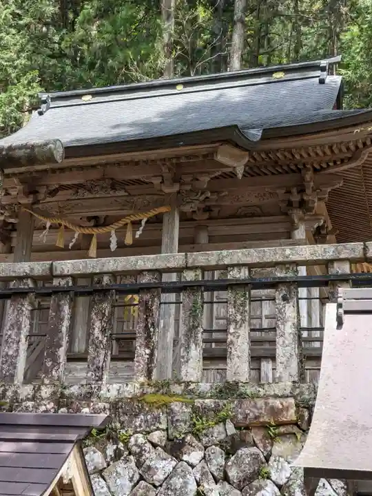 高賀神社の本殿・本堂