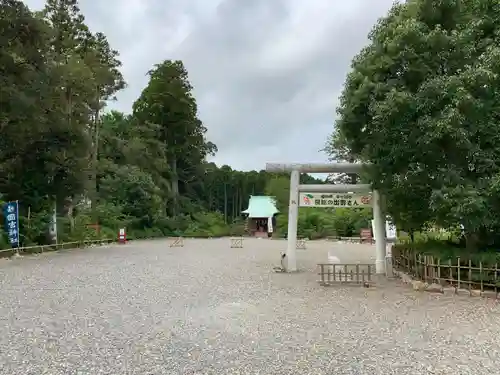 出雲大社上総教会（国吉神社内）の鳥居