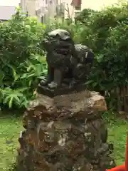 薬師神社の狛犬