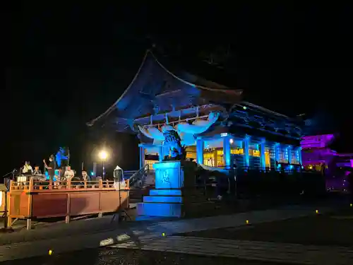 諏訪大社下社秋宮(長野県)