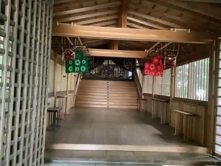 堤治神社の本殿・本堂