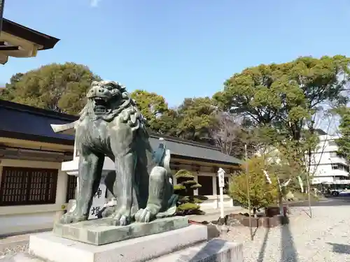 愛知縣護國神社の狛犬