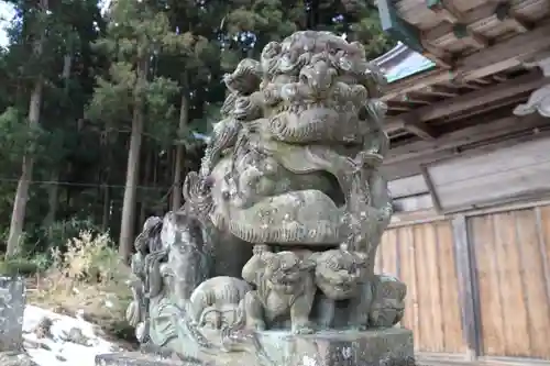 八雲神社の狛犬