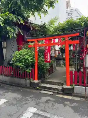 装束稲荷神社(王子稲荷神社境外摂社)(東京都)