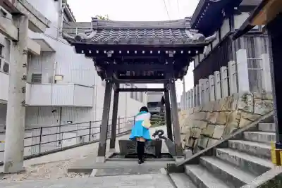 熊野神社(新田熊野神社)の手水舎