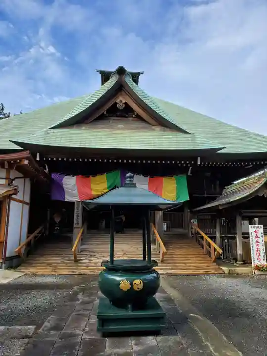 弘明寺の本殿・本堂