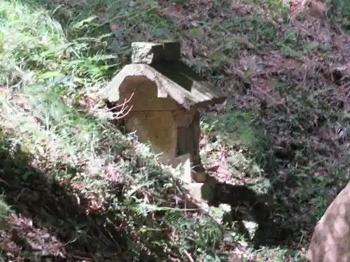 守山八幡宮の末社