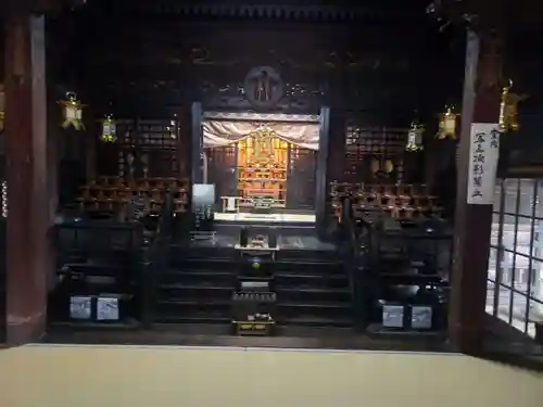 長寿院の本殿・本堂