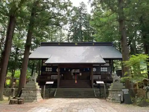 山家神社の本殿