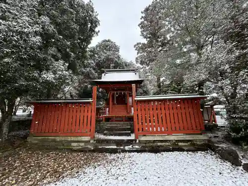 美濃國一宮　南宮大社の{uncategorized: "未分類", other: "その他", undefined: "問題あり", building: "その他建物", grave: "お墓", sacred_gate: "鳥居", guardian: "狛犬", statue: "像", buddha: "仏像", history: "歴史", nature: "自然", garden: "庭園", animal: "動物", pagoda: "塔", temizu: "手水舎", mountain_gate: "山門・神門", sanctuary: "本殿・本堂", subordinate: "末社・摂社", art: "芸術", scenery: "景色", jizo: "地蔵", ema: "絵馬", goshuin: "御朱印", omikuji: "おみくじ", items: "授与品その他", amulet: "お守り", goshuincho: "御朱印帳", eats: "食事", festival: "お祭り", votive_dance: "神楽", shichigosan: "七五三参", wedding: "結婚式", experience: "体験その他", initially: "初詣", around: "周辺", anti_infection: "感染症対策"}