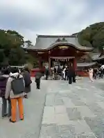 鶴岡八幡宮の{uncategorized: "未分類", other: "その他", undefined: "問題あり", building: "その他建物", grave: "お墓", sacred_gate: "鳥居", guardian: "狛犬", statue: "像", buddha: "仏像", history: "歴史", nature: "自然", garden: "庭園", animal: "動物", pagoda: "塔", temizu: "手水舎", mountain_gate: "山門・神門", sanctuary: "本殿・本堂", subordinate: "末社・摂社", art: "芸術", scenery: "景色", jizo: "地蔵", ema: "絵馬", goshuin: "御朱印", omikuji: "おみくじ", items: "授与品その他", amulet: "お守り", goshuincho: "御朱印帳", eats: "食事", festival: "お祭り", votive_dance: "神楽", shichigosan: "七五三参", wedding: "結婚式", experience: "体験その他", initially: "初詣", around: "周辺", anti_infection: "感染症対策"}