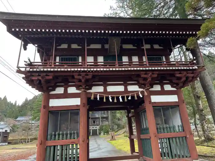 須波阿湏疑神社の山門