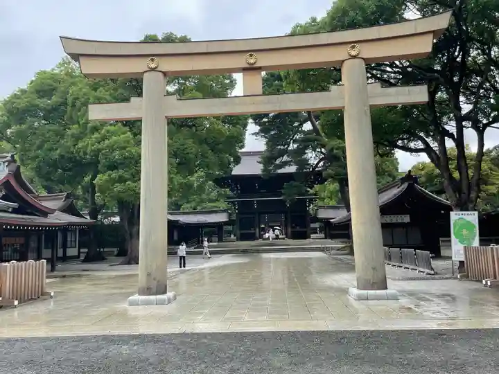 明治神宮の鳥居