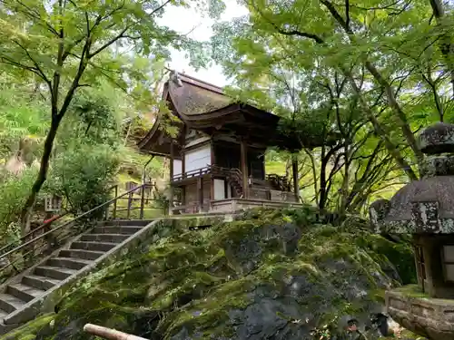 石山寺の末社