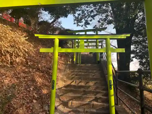 足利織姫神社の{uncategorized: "未分類", other: "その他", undefined: "問題あり", building: "その他建物", grave: "お墓", sacred_gate: "鳥居", guardian: "狛犬", statue: "像", buddha: "仏像", history: "歴史", nature: "自然", garden: "庭園", animal: "動物", pagoda: "塔", temizu: "手水舎", mountain_gate: "山門・神門", sanctuary: "本殿・本堂", subordinate: "末社・摂社", art: "芸術", scenery: "景色", jizo: "地蔵", ema: "絵馬", goshuin: "御朱印", omikuji: "おみくじ", items: "授与品その他", amulet: "お守り", goshuincho: "御朱印帳", eats: "食事", festival: "お祭り", votive_dance: "神楽", shichigosan: "七五三参", wedding: "結婚式", experience: "体験その他", initially: "初詣", around: "周辺", anti_infection: "感染症対策"}