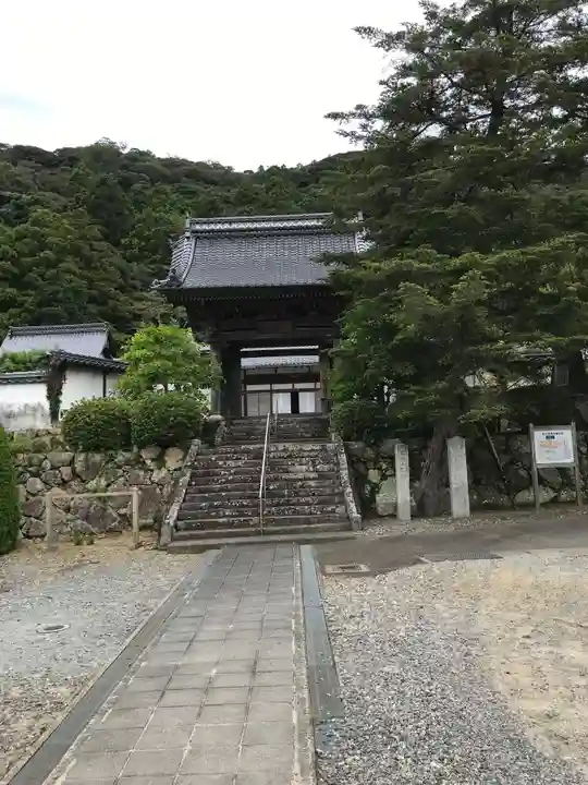 医光寺の山門・神門