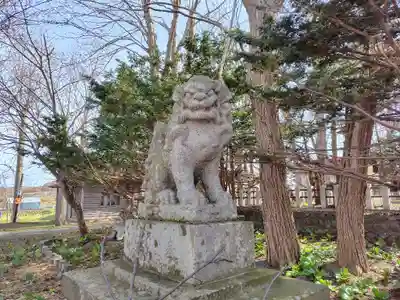 留萌神社の狛犬